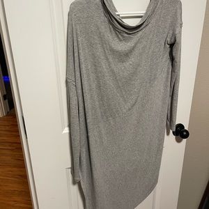 Off shoulder tunic